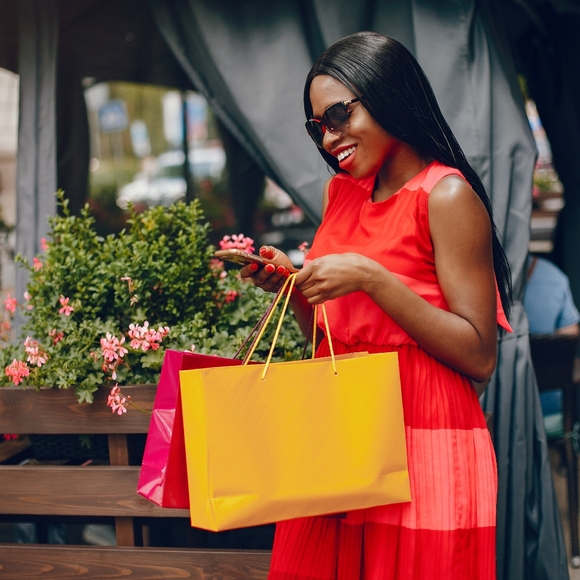 Meet your posher @myforeignthing - Picture 8 of 12